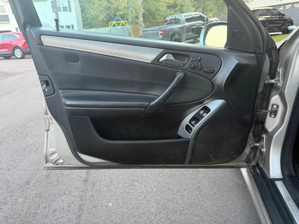 2005 Mercedes-Benz W203 C-Class - Image 13 of 15