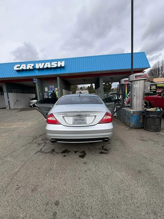 2005 Mercedes-Benz C219 CLS-Class - Image 2 of 10