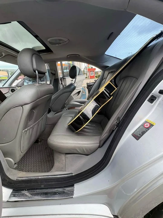 2005 Mercedes-Benz C219 CLS-Class - Image 8 of 10