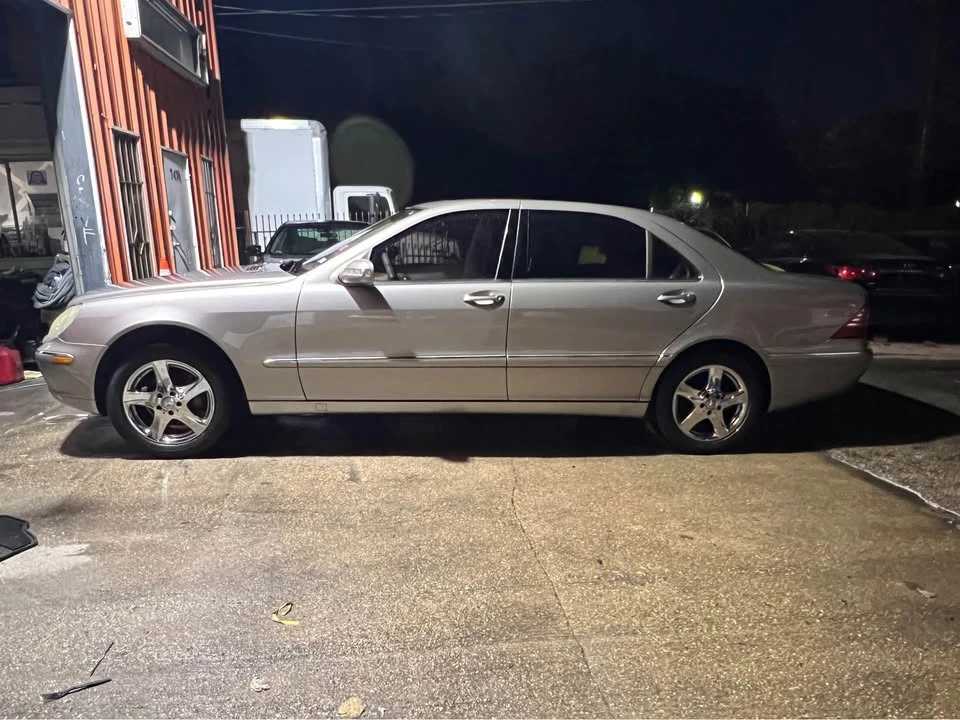 2005 Mercedes-Benz C219 CLS-Class - Image 3 of 11