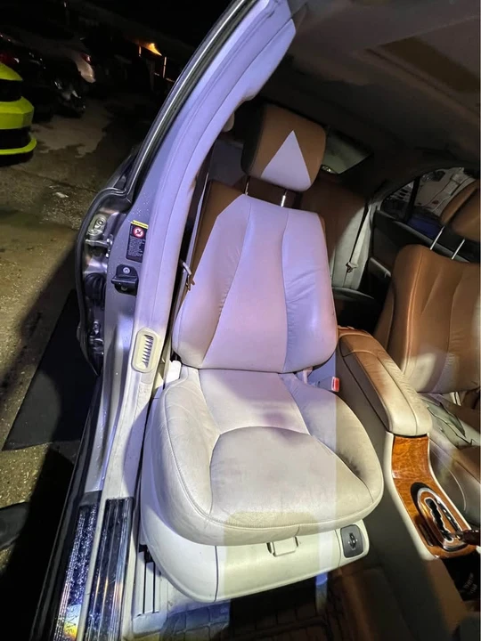 2005 Mercedes-Benz C219 CLS-Class - Image 9 of 11