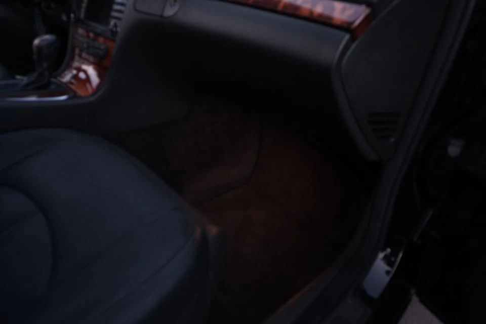 2005 Mercedes-Benz W211 E-Class - Image 14 of 20