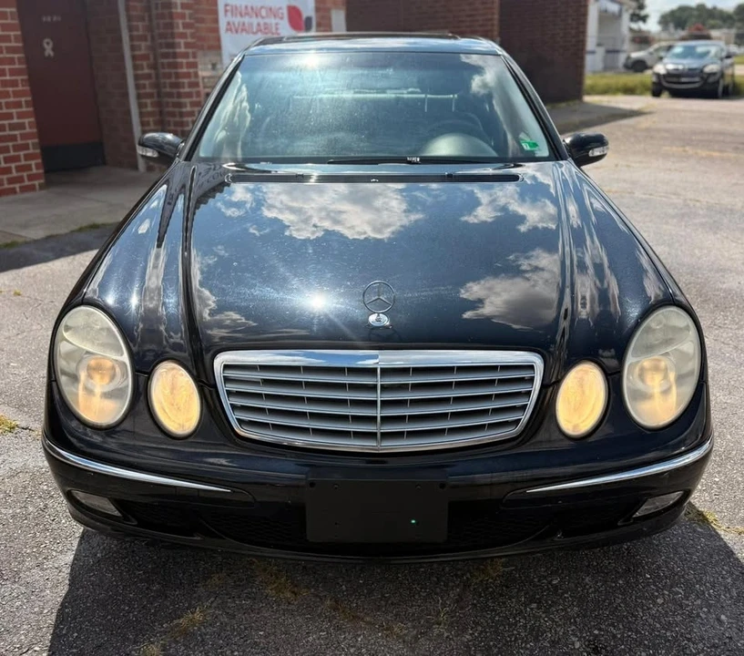 2005 Mercedes-Benz W211 E-Class - Image 2 of 20