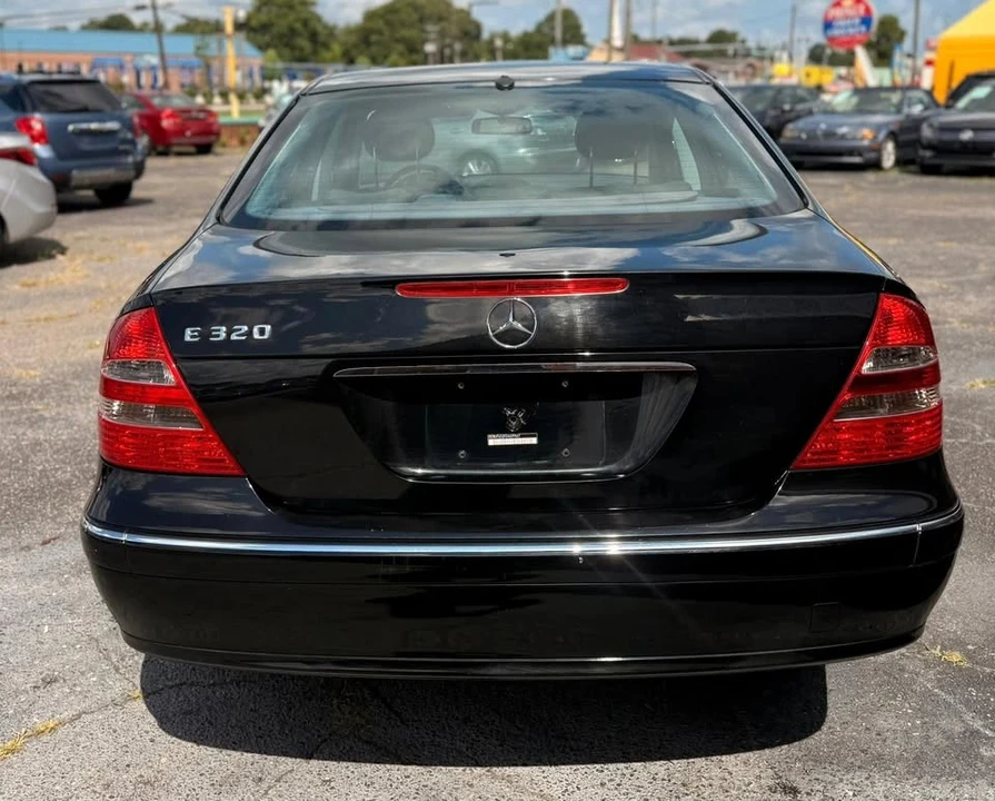 2005 Mercedes-Benz W211 E-Class - Image 6 of 20