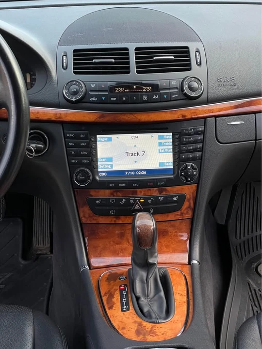 2005 Mercedes-Benz W211 E-Class - Image 12 of 15