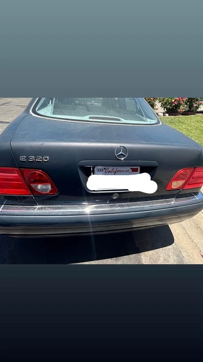 2005 Mercedes-Benz W211 E-Class - Image 3 of 3