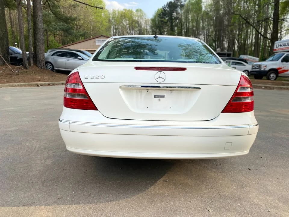 2005 Mercedes-Benz W211 E-Class - Image 5 of 14