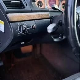 2005 Mercedes-Benz W211 E-Class - Image 13 of 17