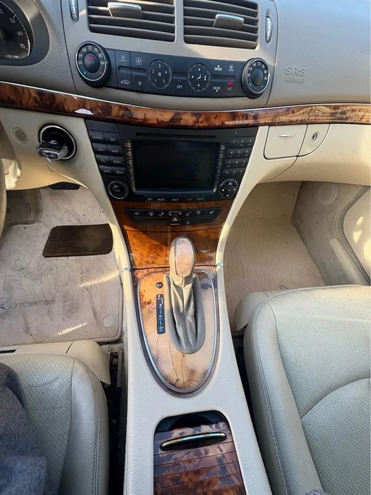 2005 Mercedes-Benz W211 E-Class - Image 11 of 14