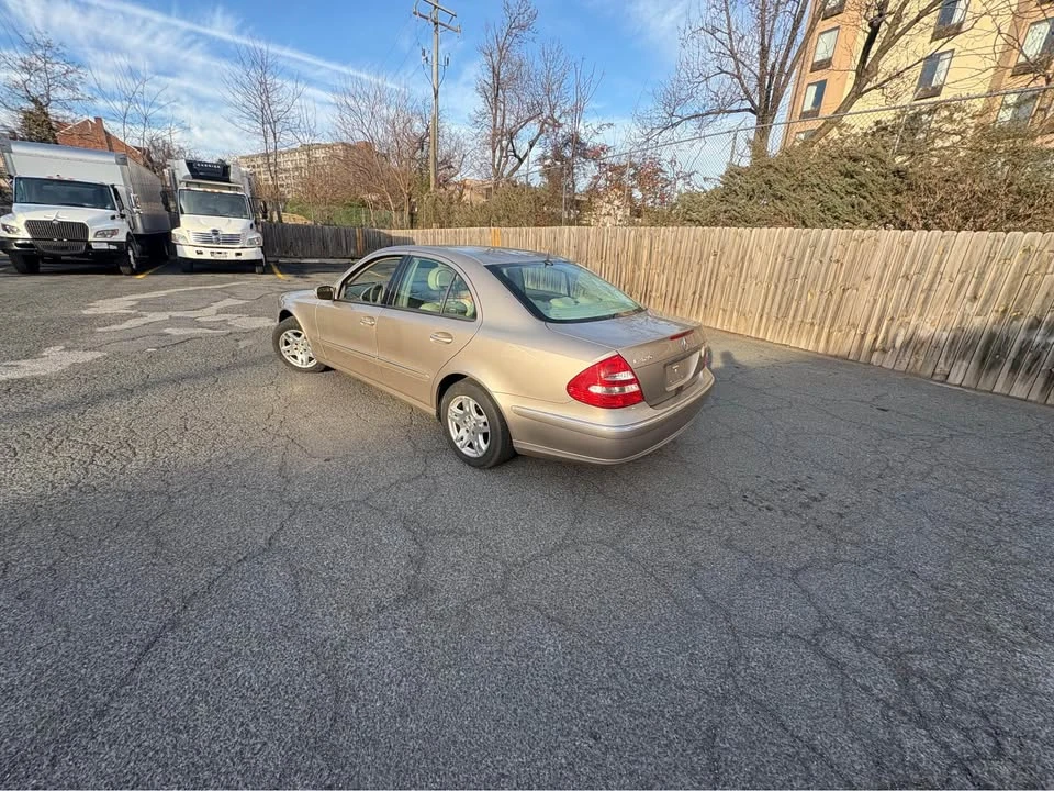 2005 Mercedes-Benz W211 E-Class - Image 7 of 18