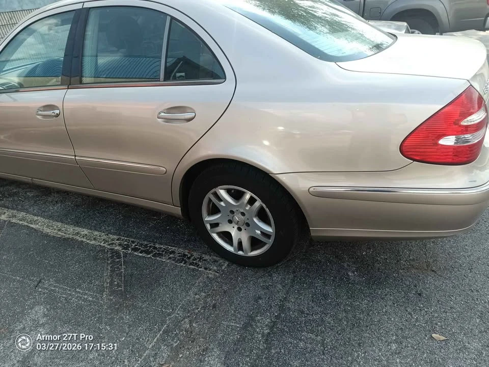 2005 Mercedes-Benz W211 E-Class - Image 2 of 11