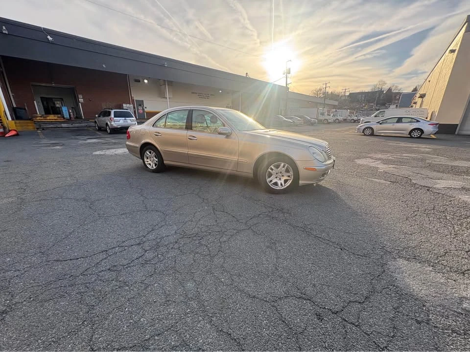 2005 Mercedes-Benz W211 E-Class - Image 3 of 18