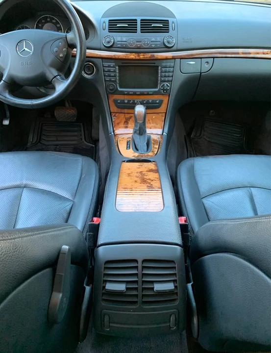 2005 Mercedes-Benz W211 E-Class - Image 8 of 8
