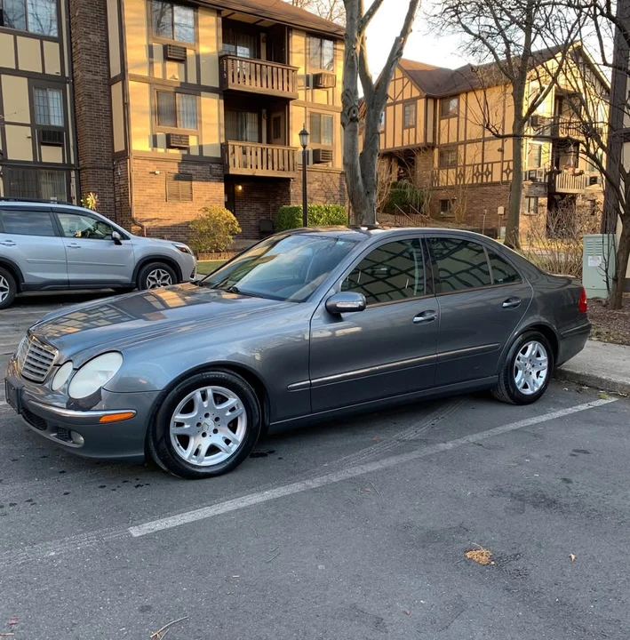 2005 Mercedes-Benz W211 E-Class - Image 3 of 8