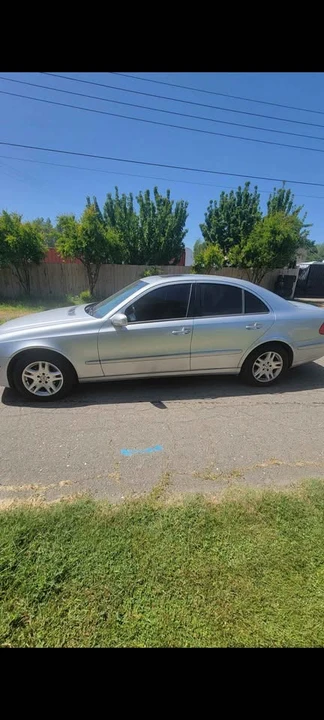 2005 Mercedes-Benz W211 E-Class - Image 4 of 11