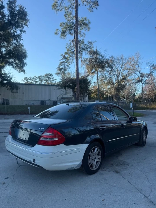 2005 Mercedes-Benz W211 E-Class - Image 2 of 4