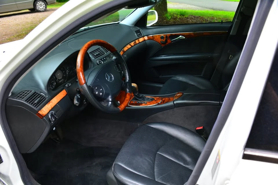 2005 Mercedes-Benz W211 E-Class - Image 7 of 9