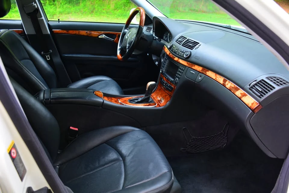 2005 Mercedes-Benz W211 E-Class - Image 8 of 9