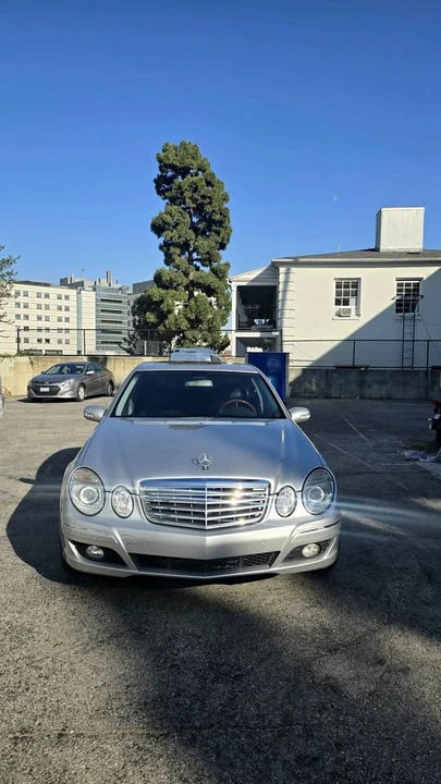 2005 Mercedes-Benz W211 E-Class - Image 2 of 14