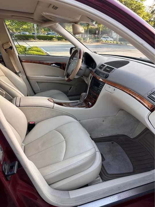 2005 Mercedes-Benz W211 E-Class - Image 13 of 16