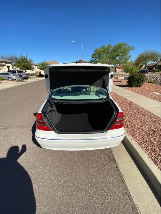 2005 Mercedes-Benz W211 E-Class - Image 10 of 11