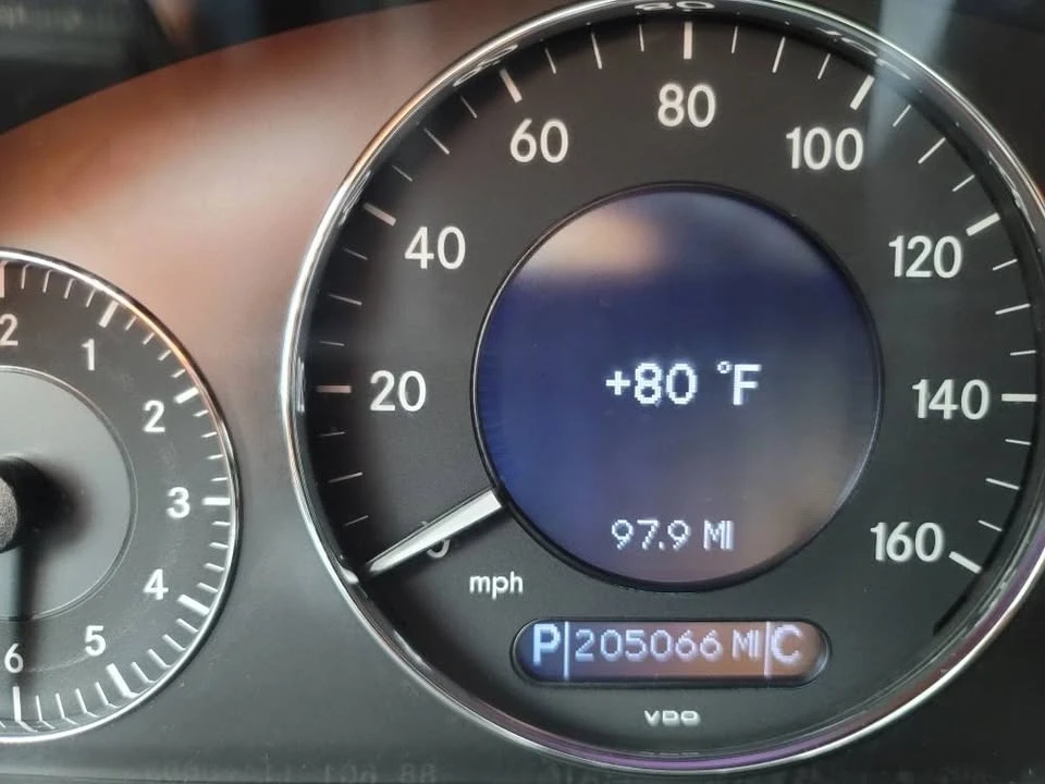 2005 Mercedes-Benz W211 E-Class - Image 15 of 19
