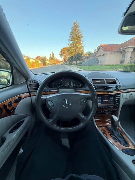 2005 Mercedes-Benz W211 E-Class - Image 10 of 12