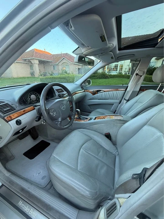 2005 Mercedes-Benz W211 E-Class - Image 8 of 12