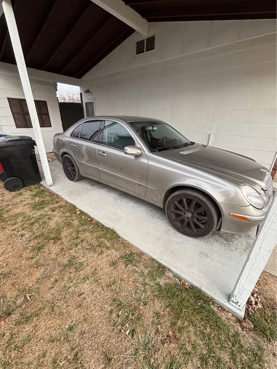 2005 Mercedes-Benz W211 E-Class - Image 2 of 11
