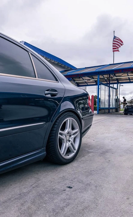 2005 Mercedes-Benz W211 E 55 & E 63 AMG - Image 5 of 10