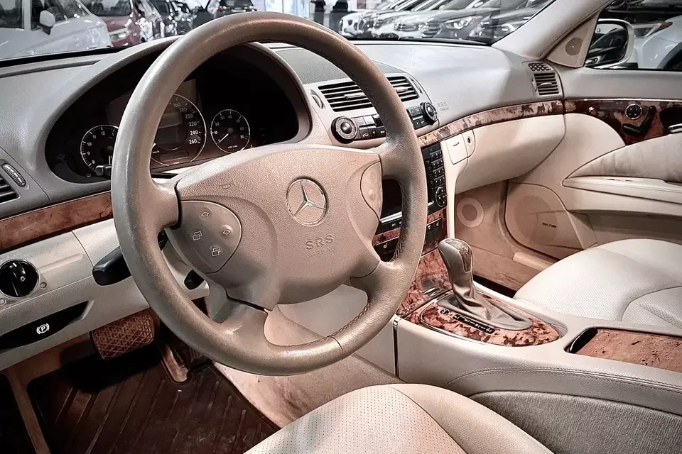 2005 Mercedes-Benz W211 E-Class - Image 10 of 20
