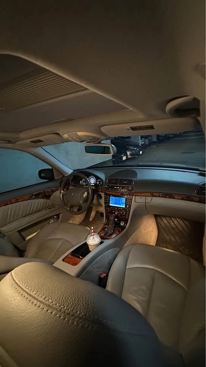 2005 Mercedes-Benz W211 E-Class - Image 3 of 8