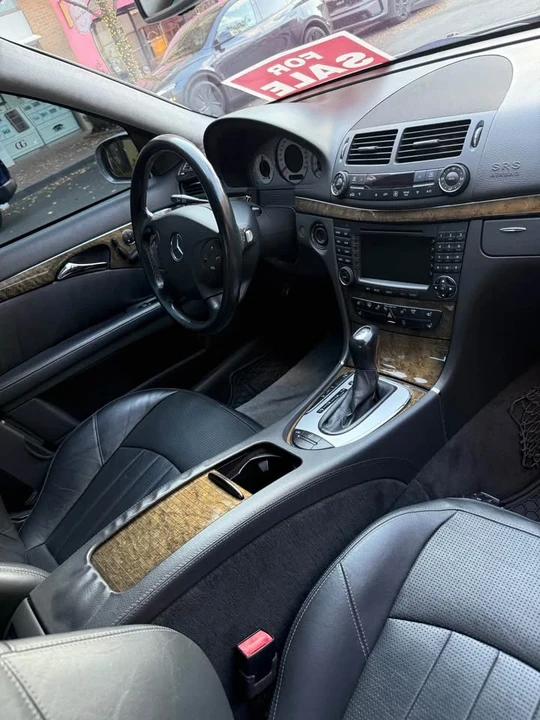 2005 Mercedes-Benz W211 E 55 & E 63 AMG - Image 12 of 17