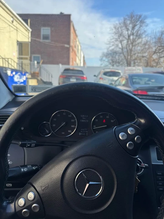 2005 Mercedes-Benz W203 C-Class - Image 11 of 15