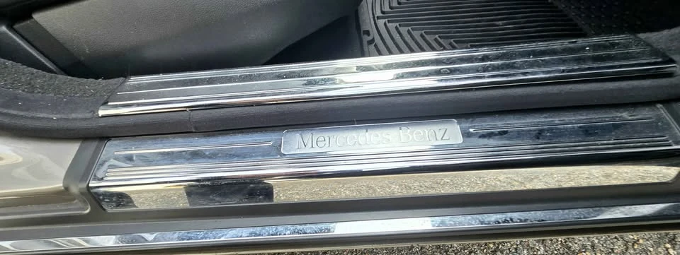 2005 Mercedes-Benz W220 S-Class - Image 18 of 20