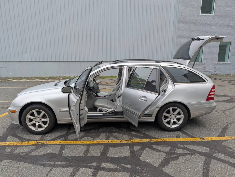 2005 Mercedes-Benz W203 C-Class - Image 4 of 20