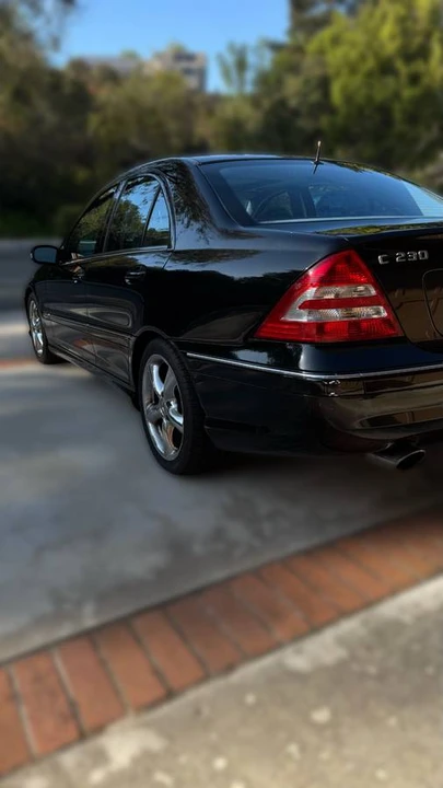 2005 Mercedes-Benz W203 C-Class - Image 10 of 11