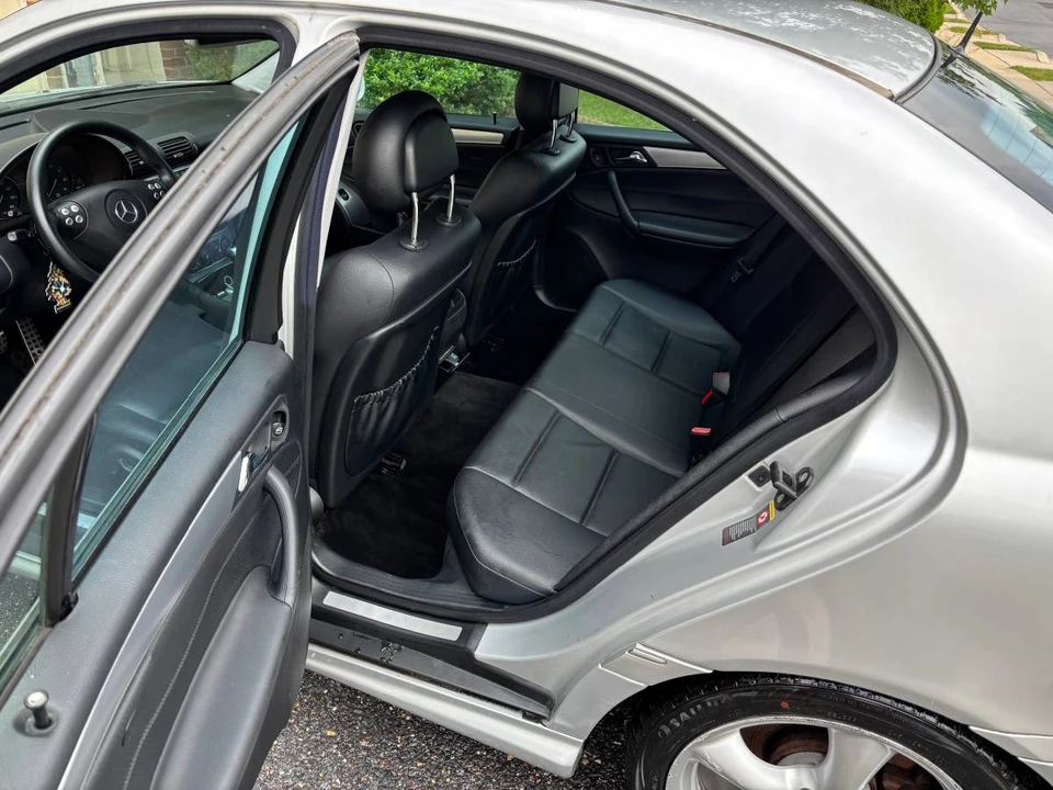2005 Mercedes-Benz W203 C-Class - Image 10 of 11