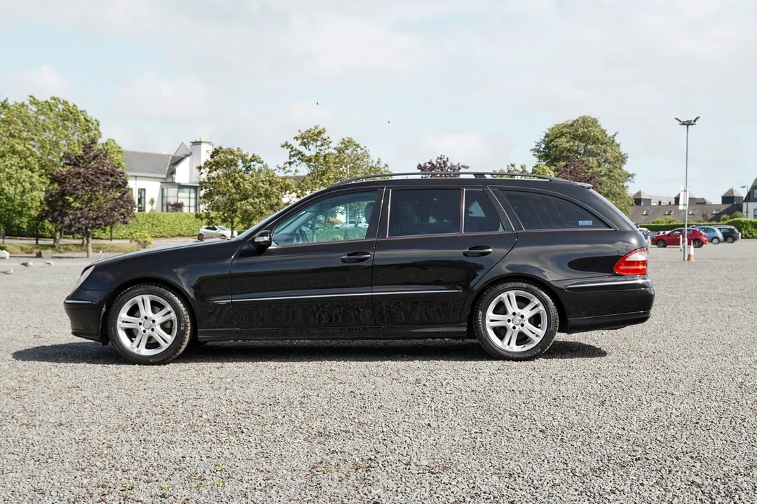 2005 Mercedes-Benz W211 E-Class - Image 6 of 30
