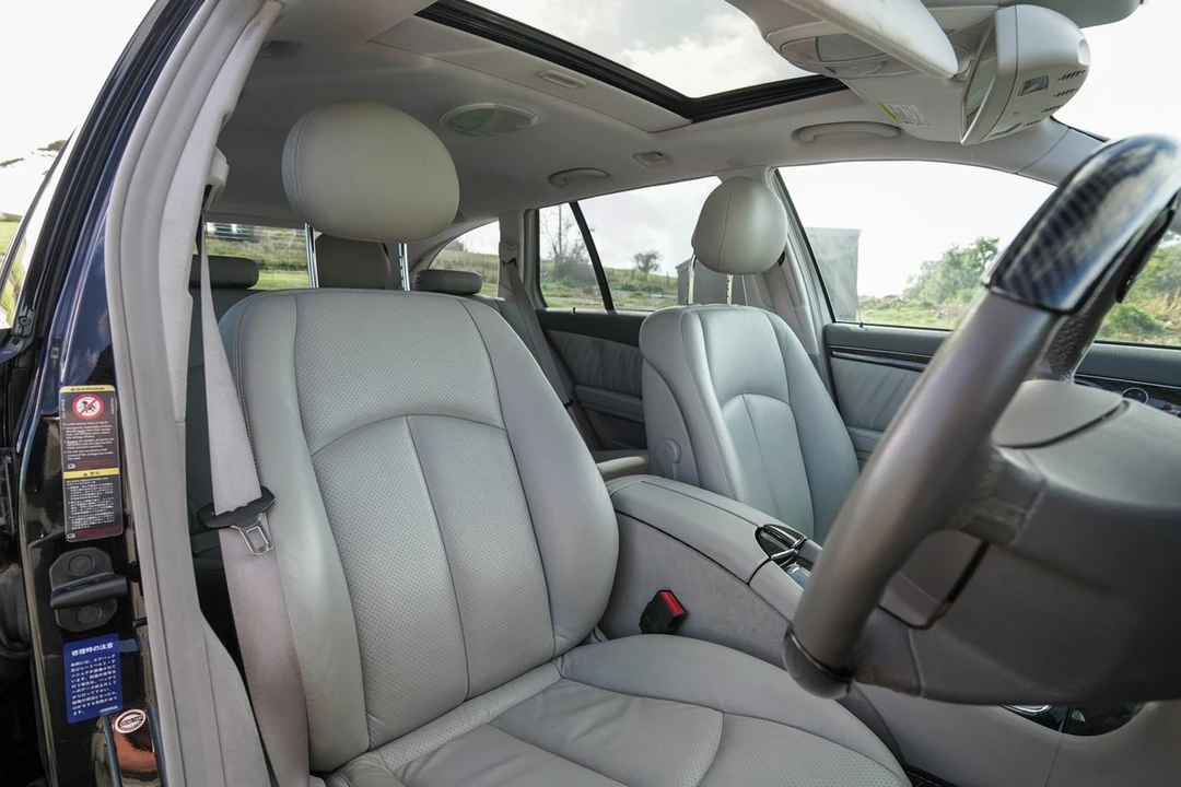 2005 Mercedes-Benz W211 E-Class - Image 23 of 30