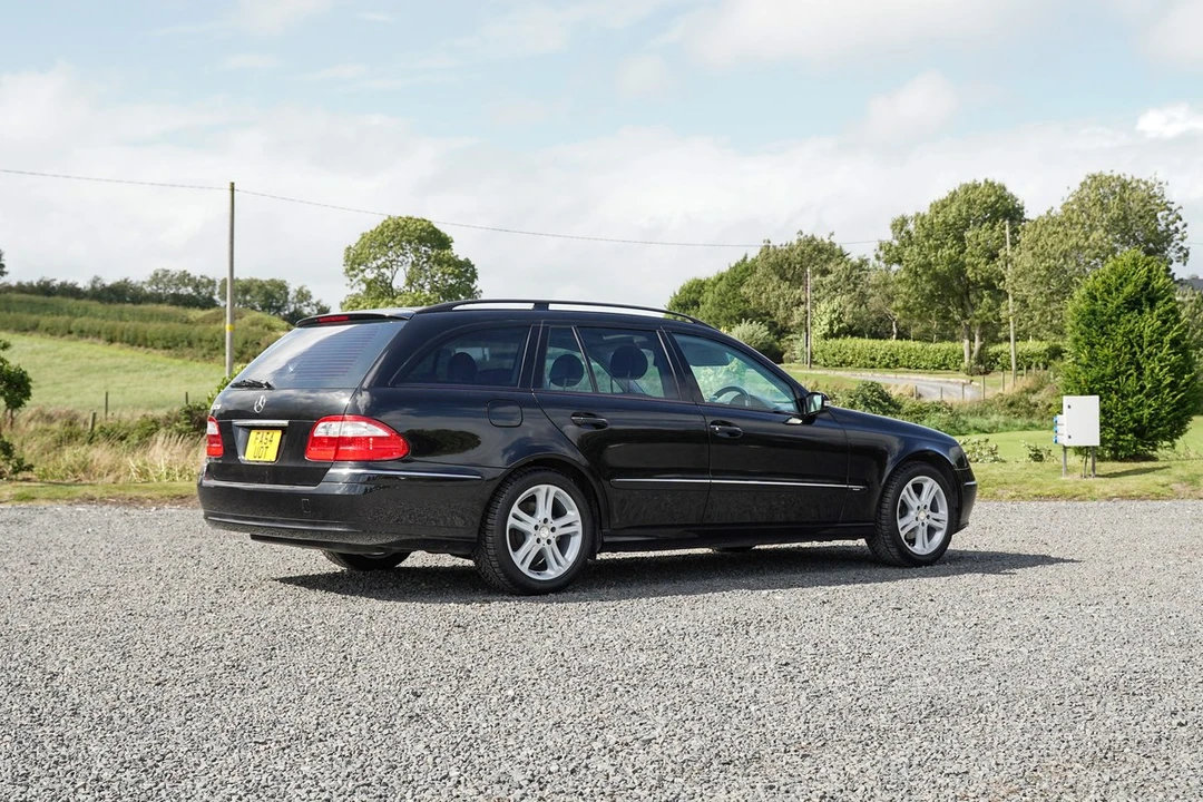 2005 Mercedes-Benz W211 E-Class - Image 10 of 30