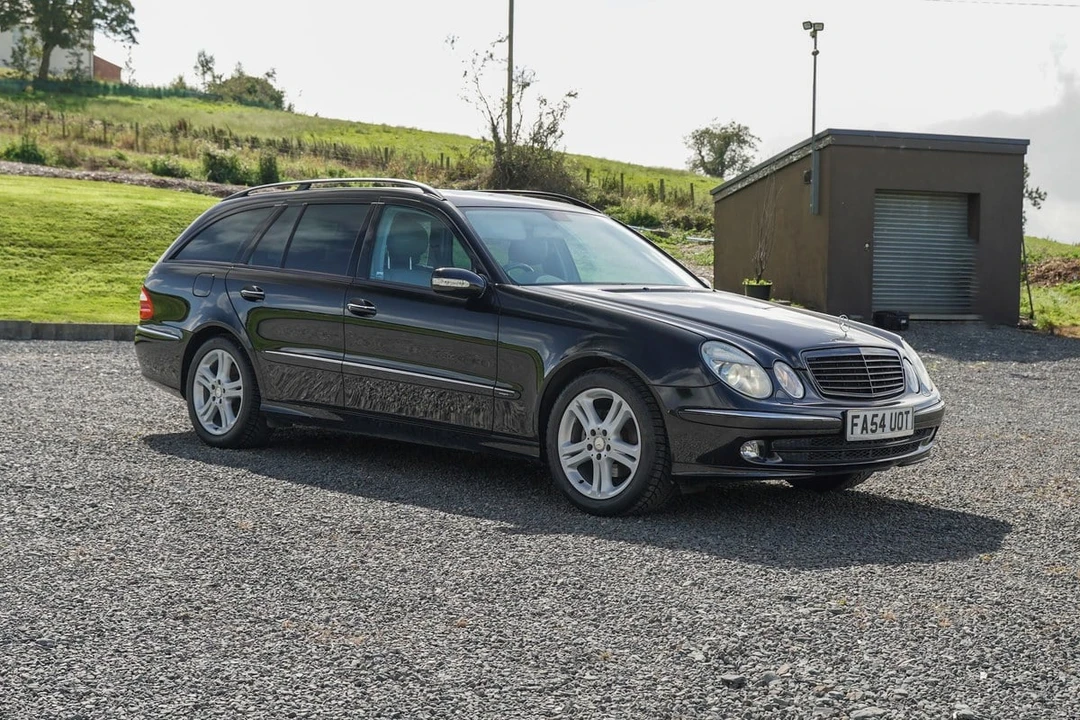 2005 Mercedes-Benz W211 E-Class - Image 2 of 30