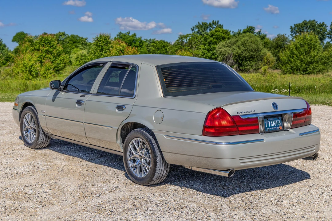 2005 Mercury Grand Marquis - Image 8 of 31