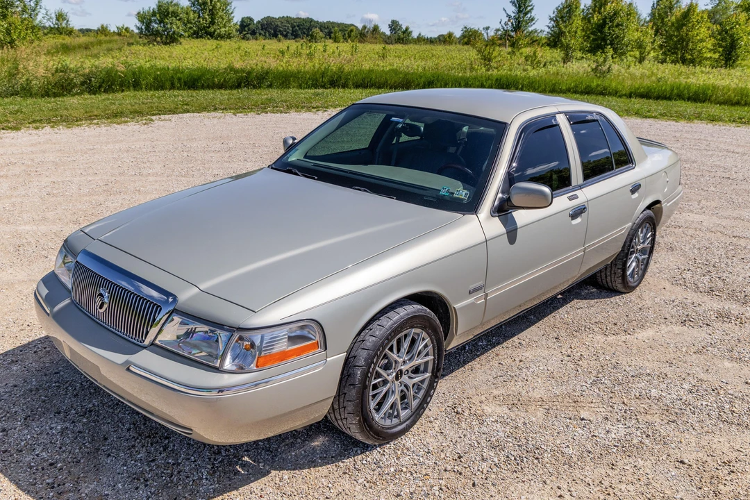 2005 Mercury Grand Marquis - Image 6 of 31