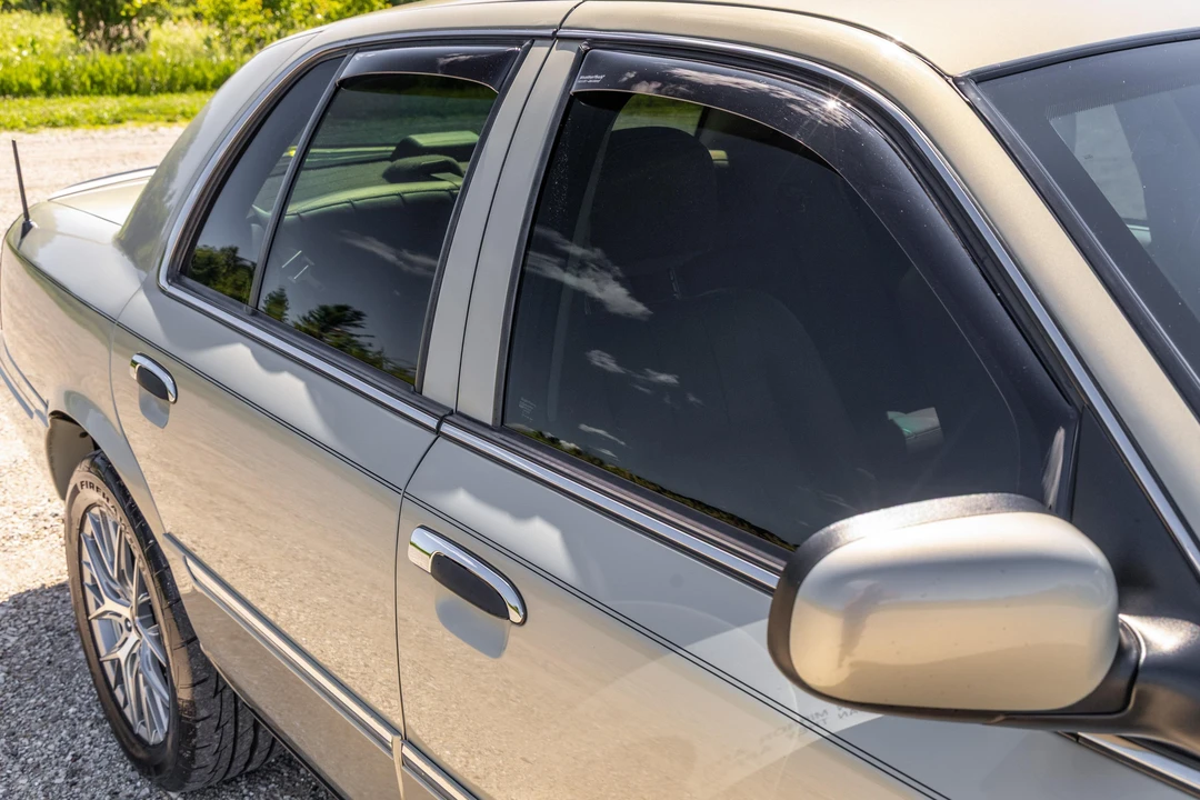 2005 Mercury Grand Marquis - Image 24 of 31