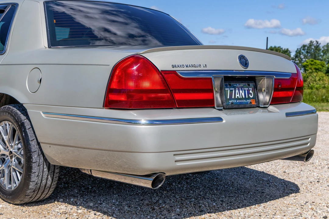 2005 Mercury Grand Marquis - Image 20 of 31