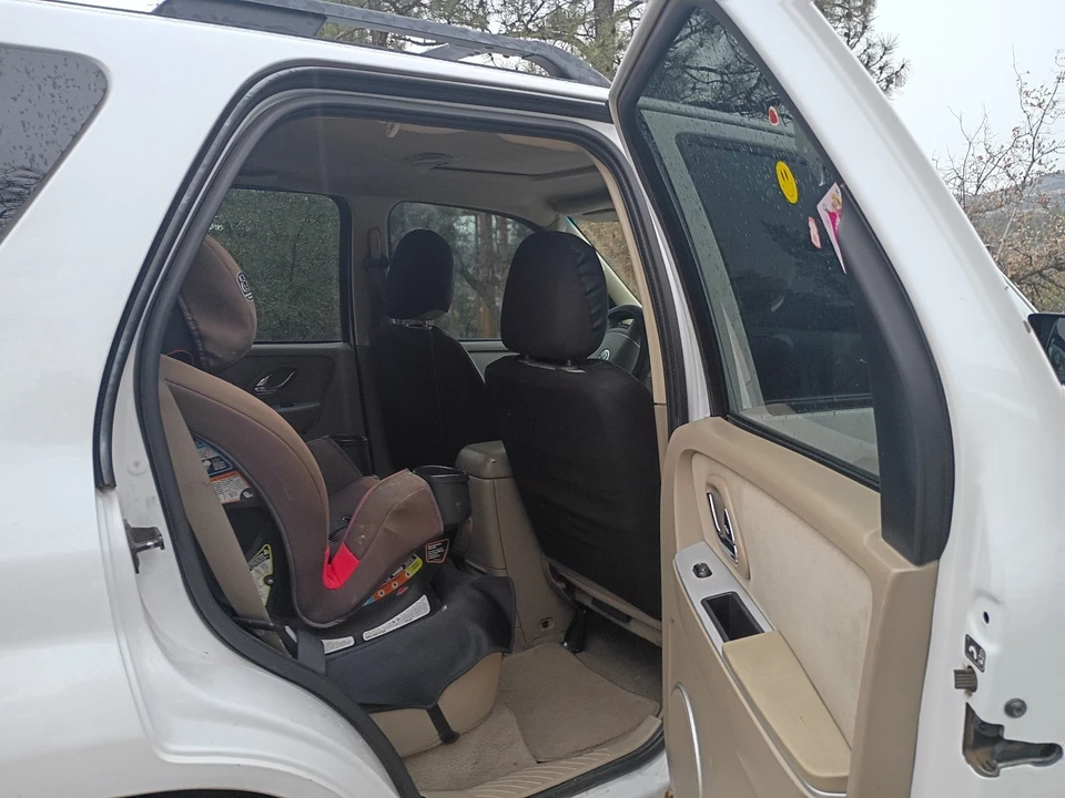 2005 Mercury Mariner - Image 7 of 7
