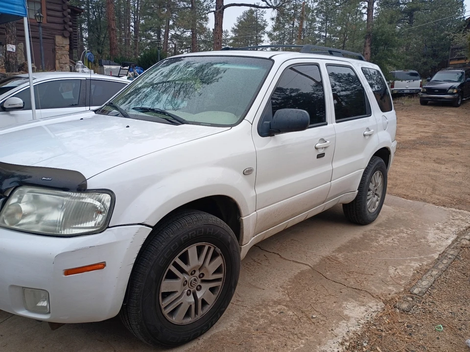 2005 Mercury Mariner - Image 3 of 7