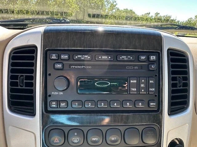 2005 Mercury Mariner - Image 12 of 21
