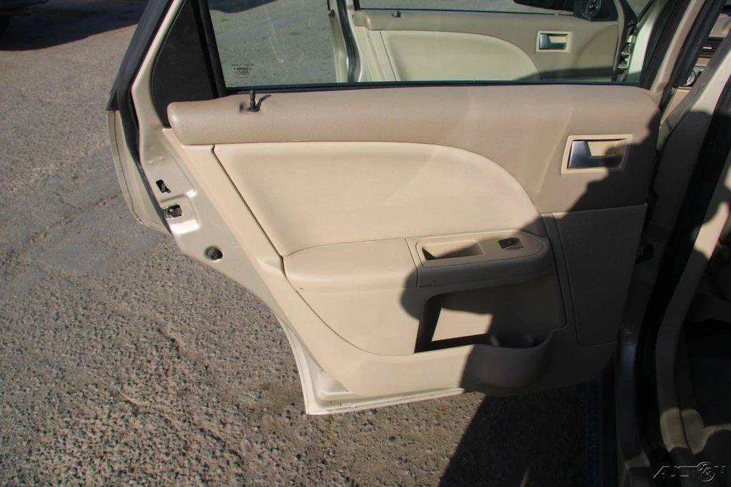 2005 Mercury - Image 20 of 21